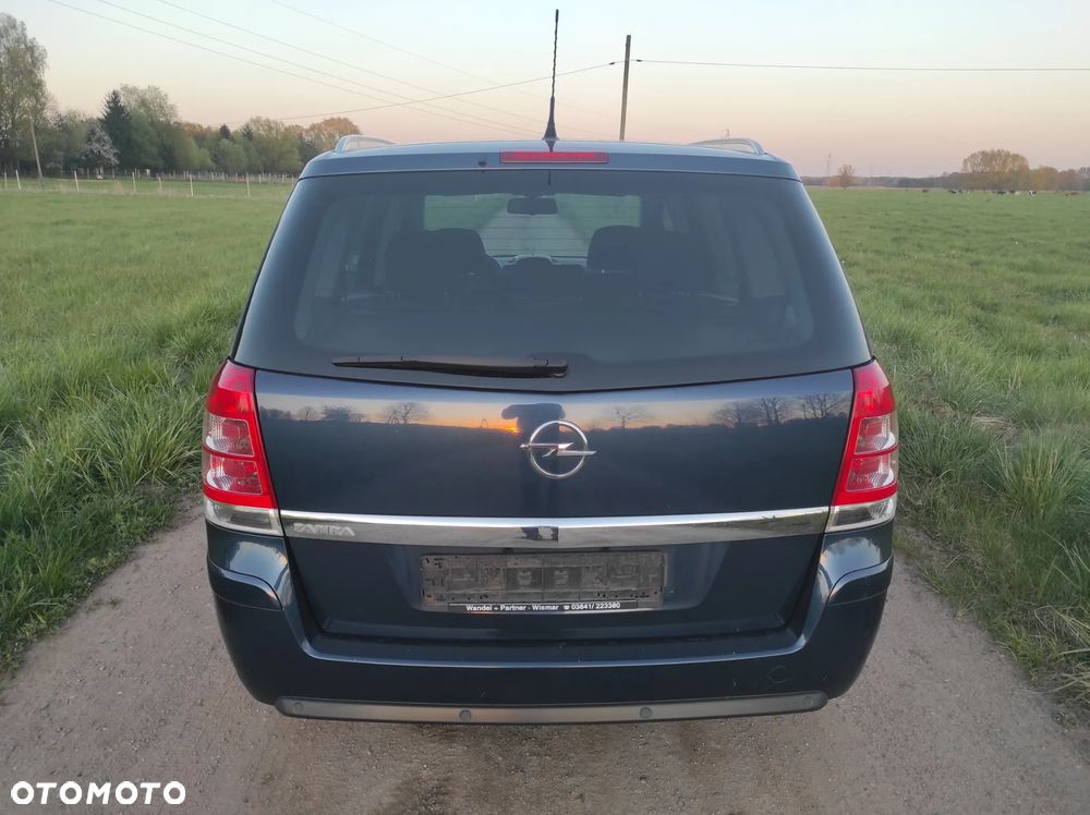 Opel Zafira 1.8 Active - 22