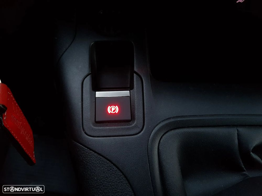 Peugeot Partner 3 Lugares - 24