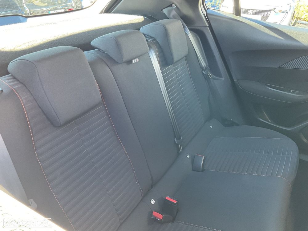 Peugeot 2008 1.2 PureTech Active - 39