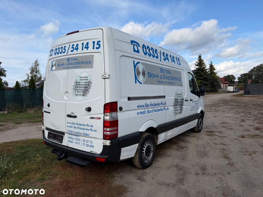 Mercedes-Benz Sprinter - 4