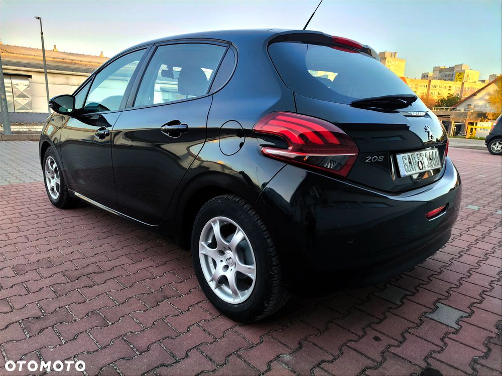 Peugeot 208 PureTech 82 Winter Edition - 12