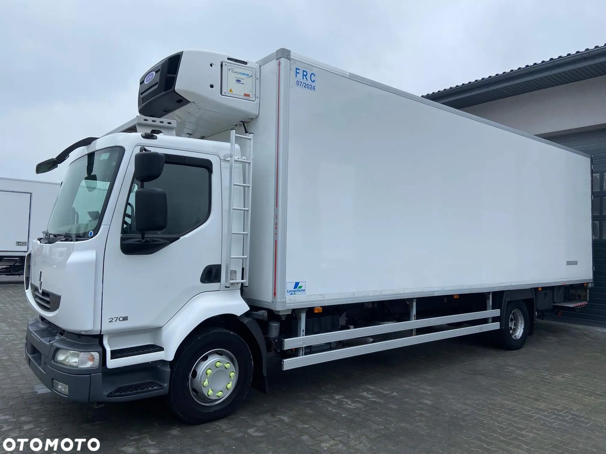 Renault MIDLUM 270 DXI 16 T  CARRIER SUPRA 850 - 1