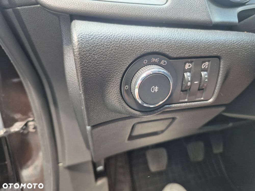 Opel Astra 1.6 Active - 20