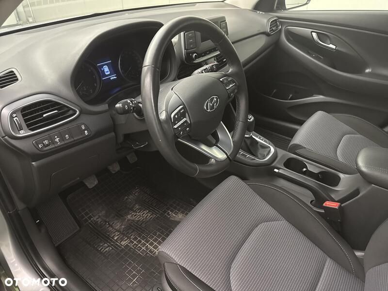 Hyundai i30 1.5 DPI Modern - 10