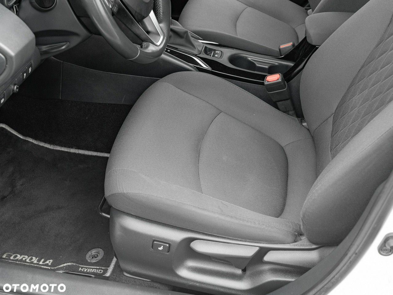 Toyota Corolla 1.8 Hybrid GPF Comfort - 9