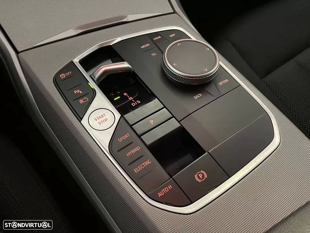BMW 320 e Auto - 33