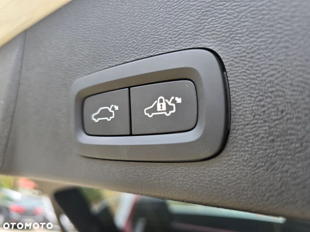 Volvo XC 40 B5 B AWD Inscription - 25