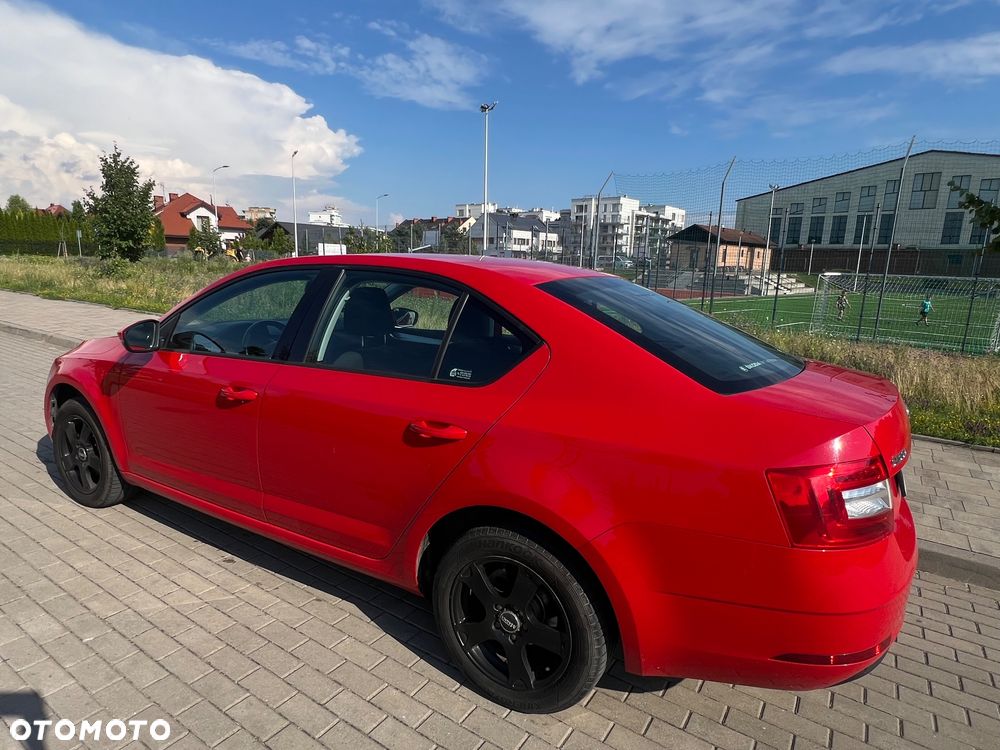 Skoda Octavia 1.6 TDI Ambition - 8
