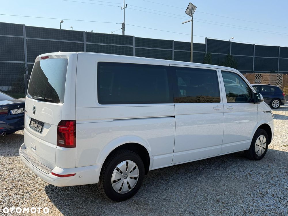 Volkswagen Caravelle 2.0 TDI L2 Comfortline - 4
