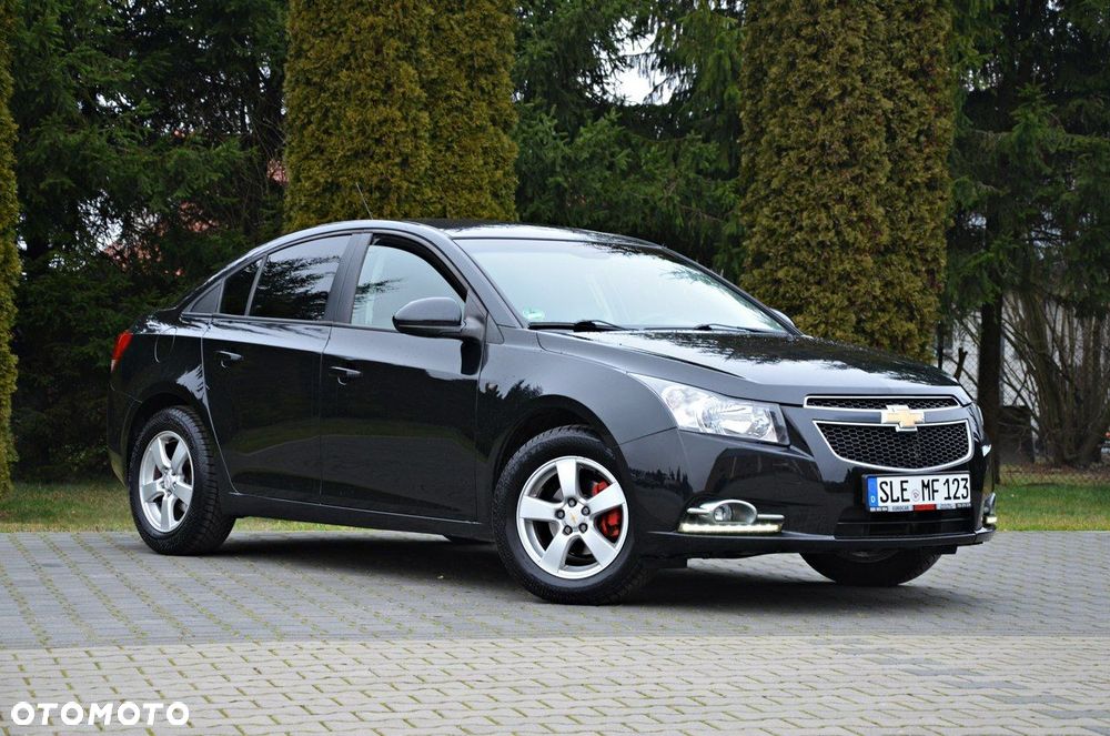 Chevrolet Cruze 1.6 LS - 11