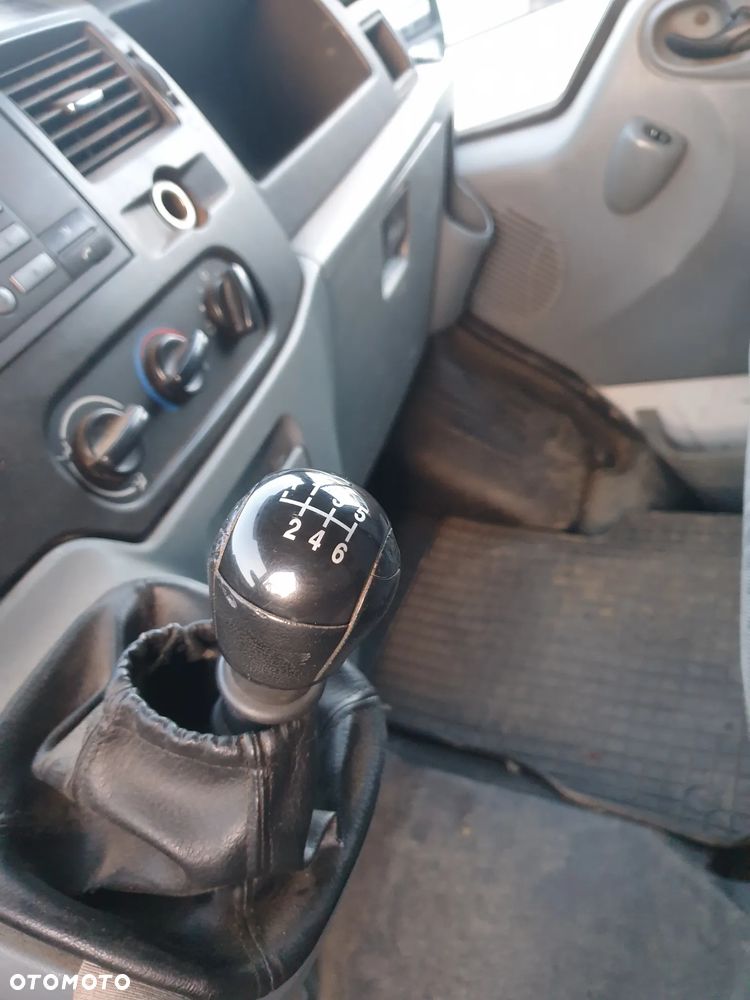 Ford transit - 11