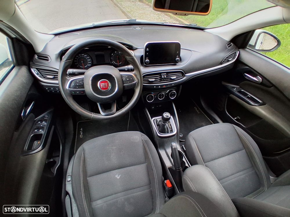 Fiat Tipo 1.3 M-Jet Lounge Tech - 11
