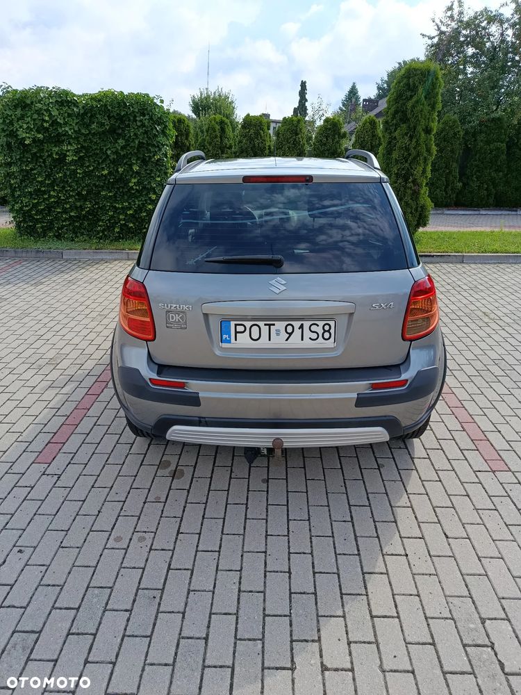 Suzuki SX4 1.6 VVT 4x2 Comfort Dance - 4