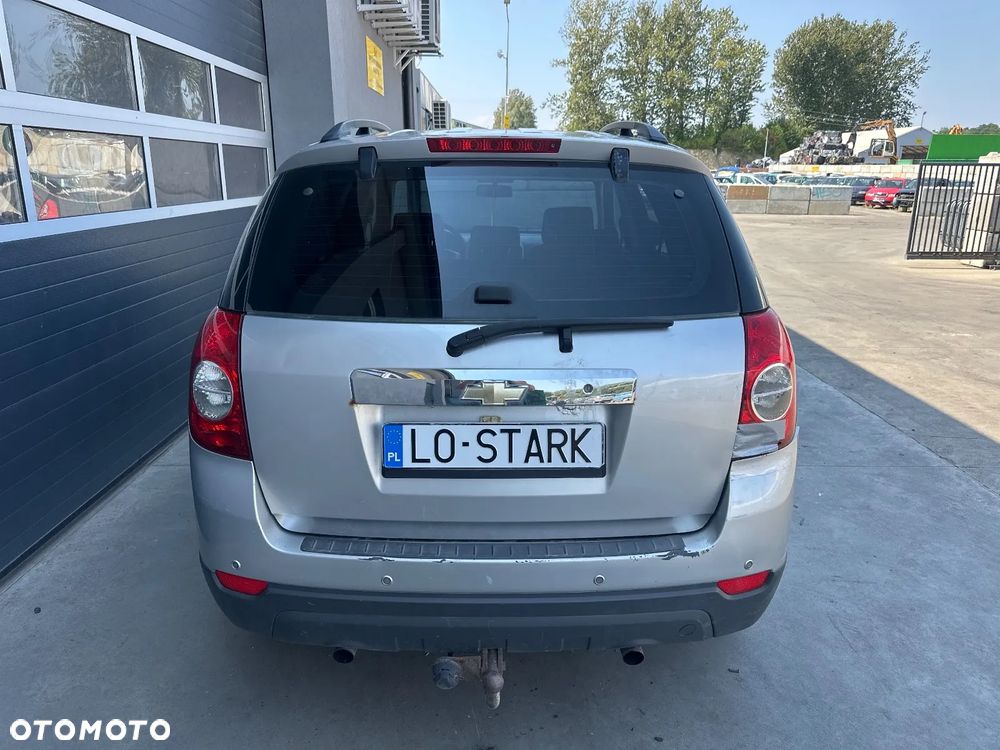 Chevrolet Captiva 2.4 LS - 6