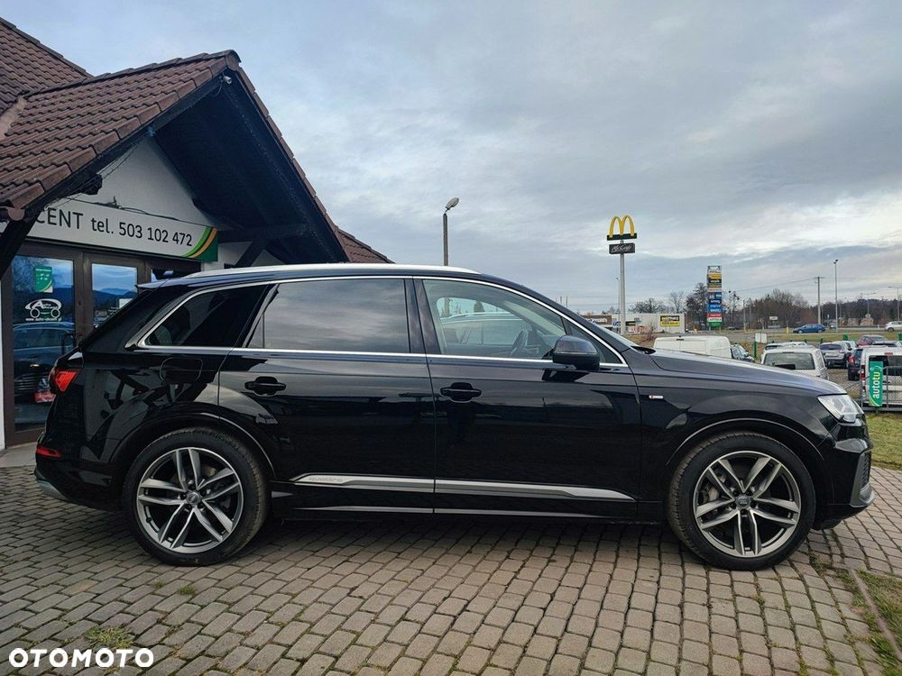 Audi Q7 - 7