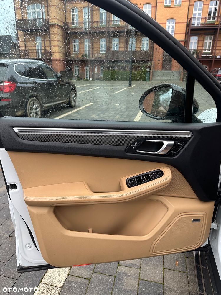 Porsche Macan S - 8