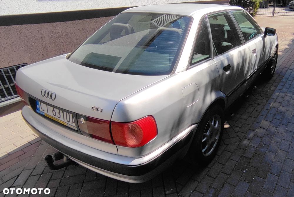 Audi 80 2.0 E - 4