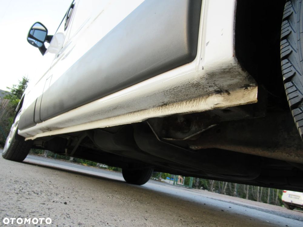 Renault TRAFIC - 19