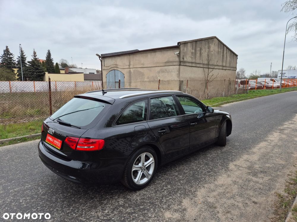 Audi A4 Avant 2.0 TDI DPF Ambiente - 10