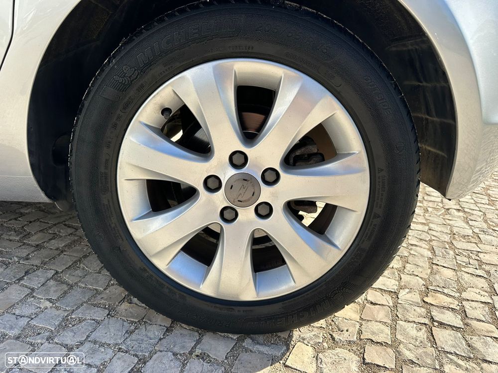 Opel Meriva 1.3 CDTI Design Edition S/S J16 - 11