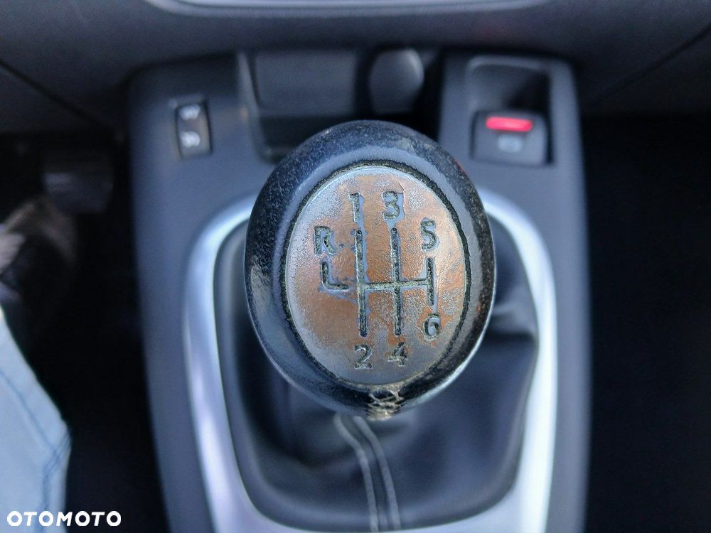 Renault Grand Scenic - 15