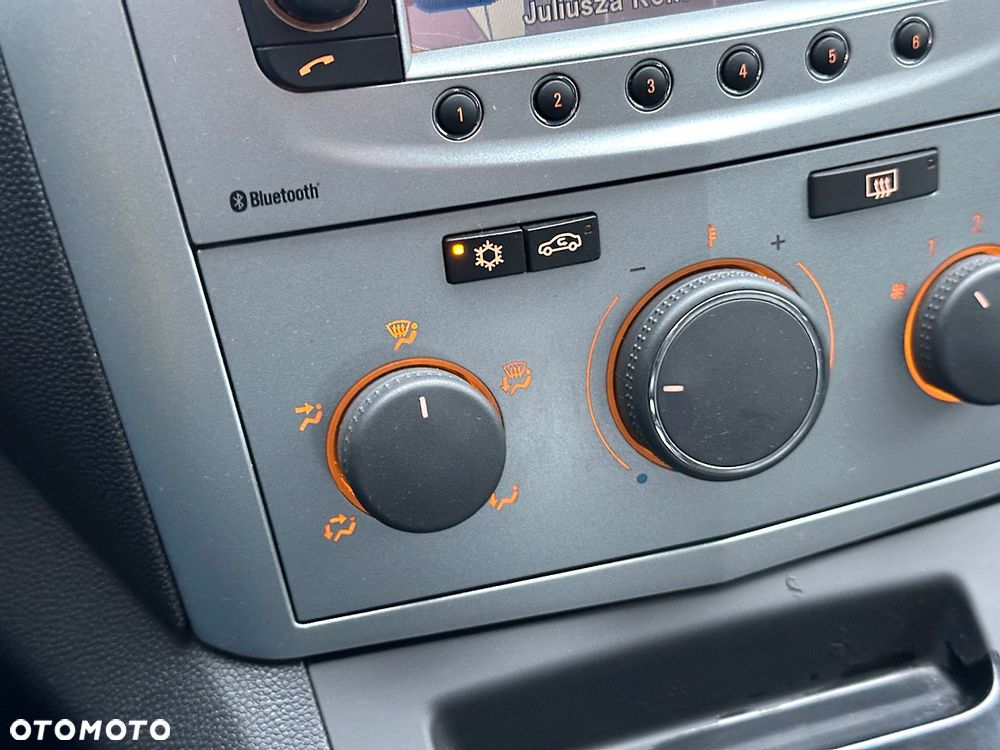 Opel Zafira 1.7 CDTI - 19