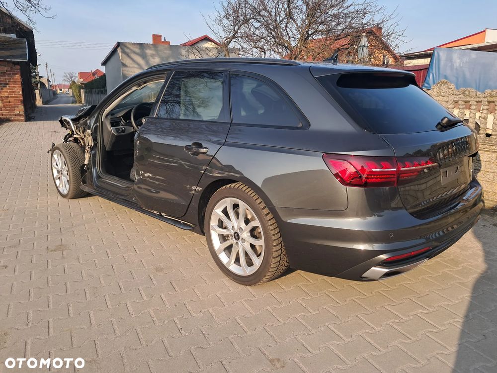 Audi A4 Avant 45 TFSI quattro S tronic - 11