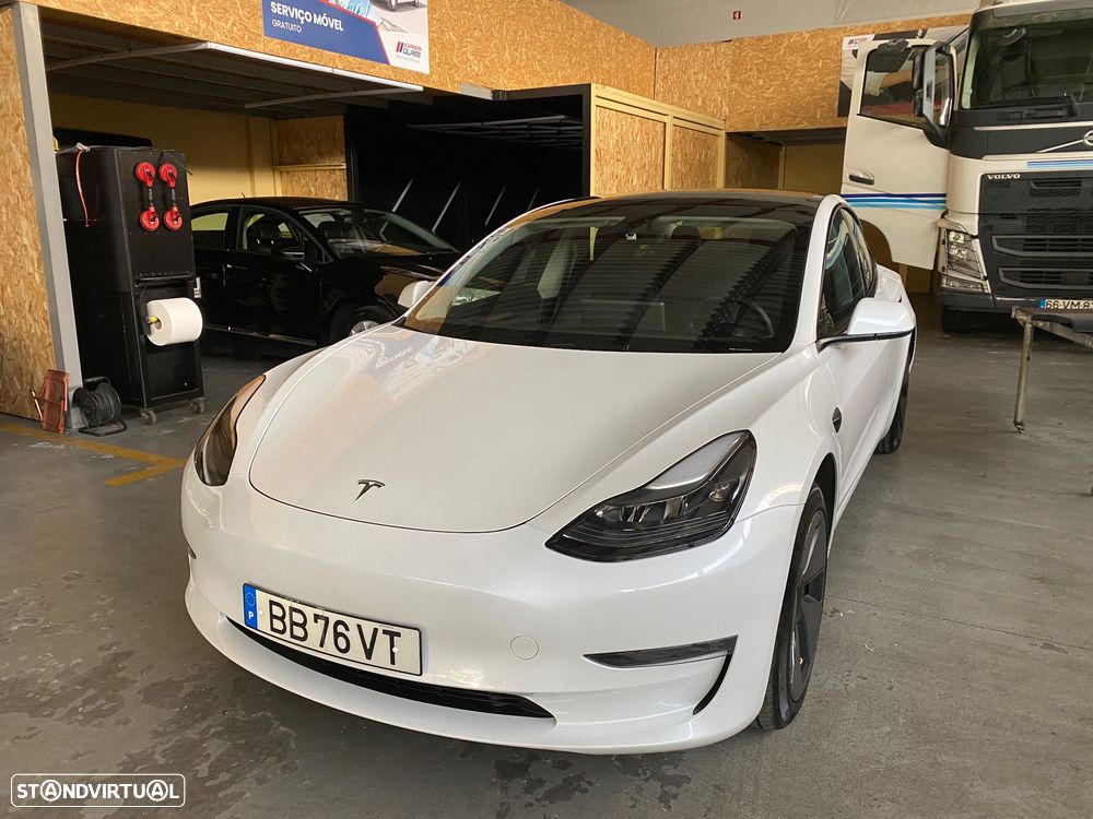 Tesla Model 3 Long Range Tração Traseira - 16