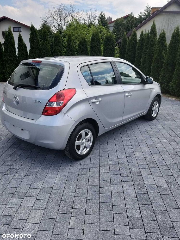 Hyundai i20 - 3