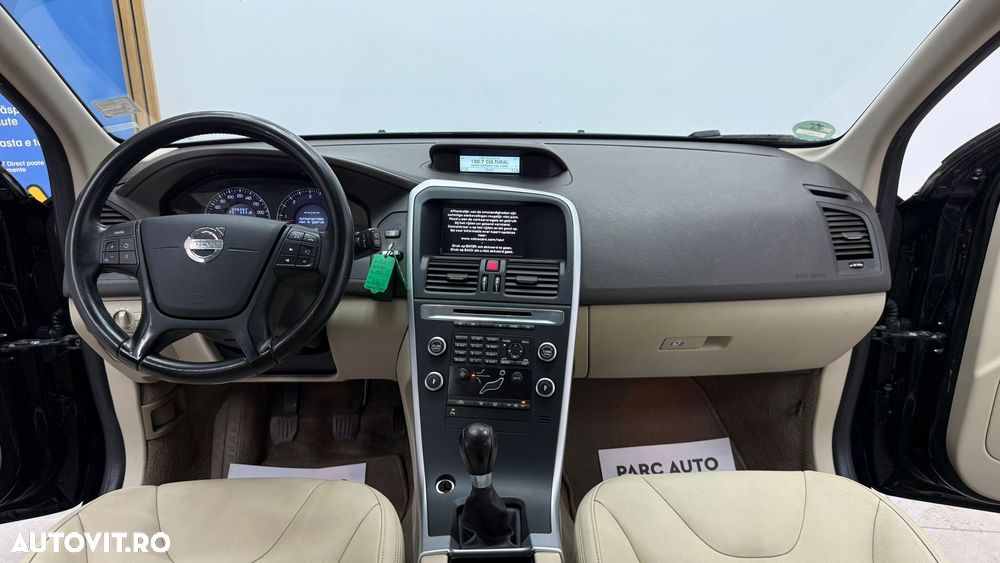 Volvo XC 60 D4 Kinetic - 7