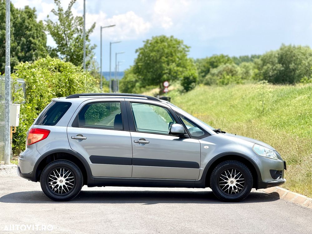 Suzuki SX4 1.6 VVT Streetline 4x2 Club - 2