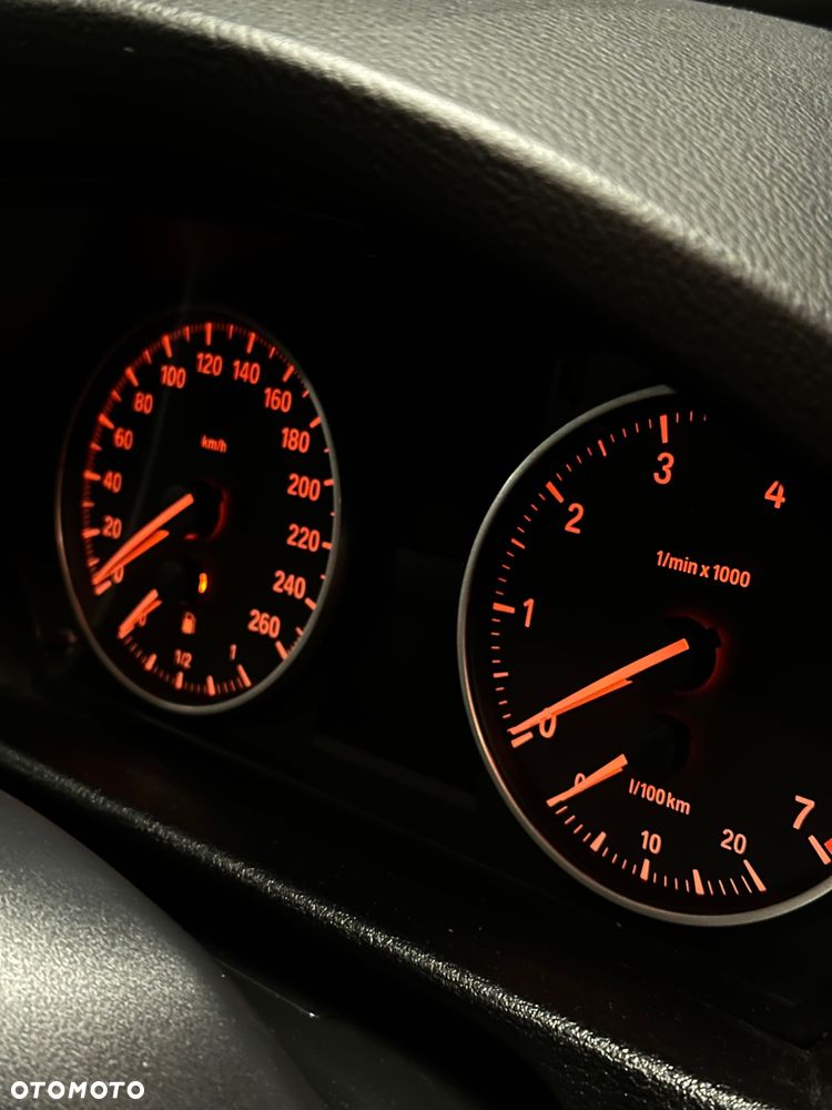 BMW X1 sDrive18i - 7