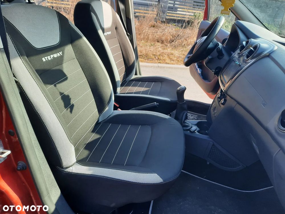 Dacia Sandero Stepway 0.9 TCe Ambiance S&S EU6 - 15