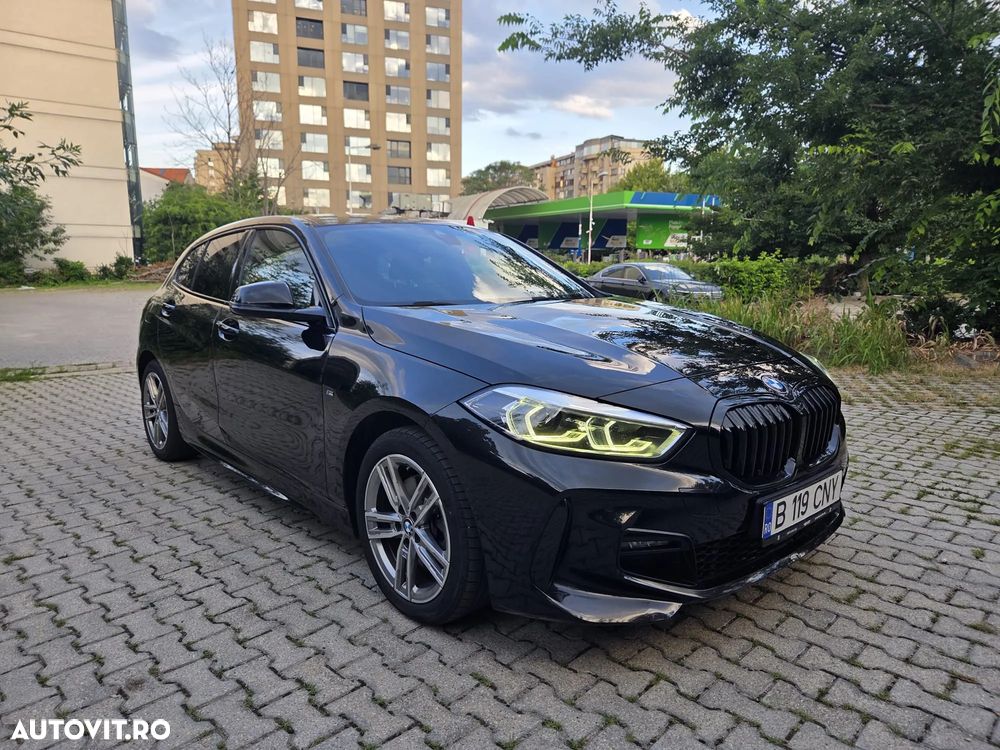 BMW 1 Series 2023 — imagine 6