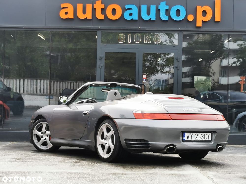 Porsche 911 Carrera 4 S Tiptronic - 32