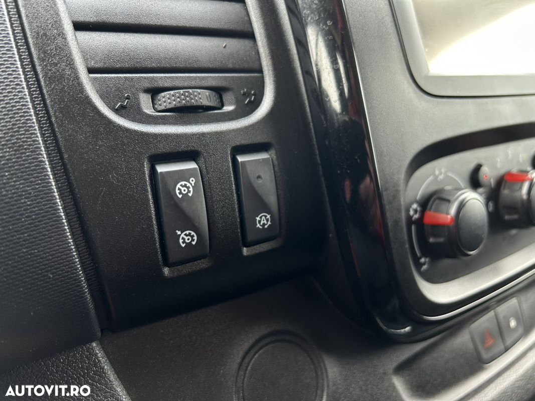 Opel Vivaro L2H1 - 28