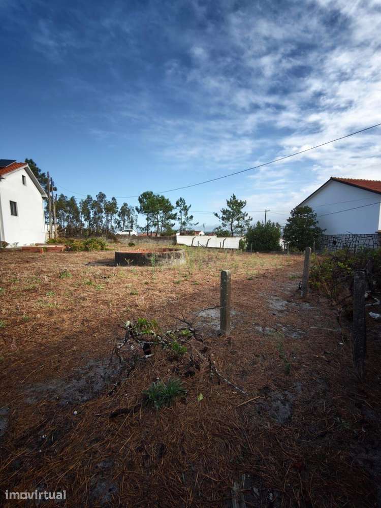 Oportunidade Única: Terreno Urbano em Localização Privilegiada, perto - Grande imagem: 2/11