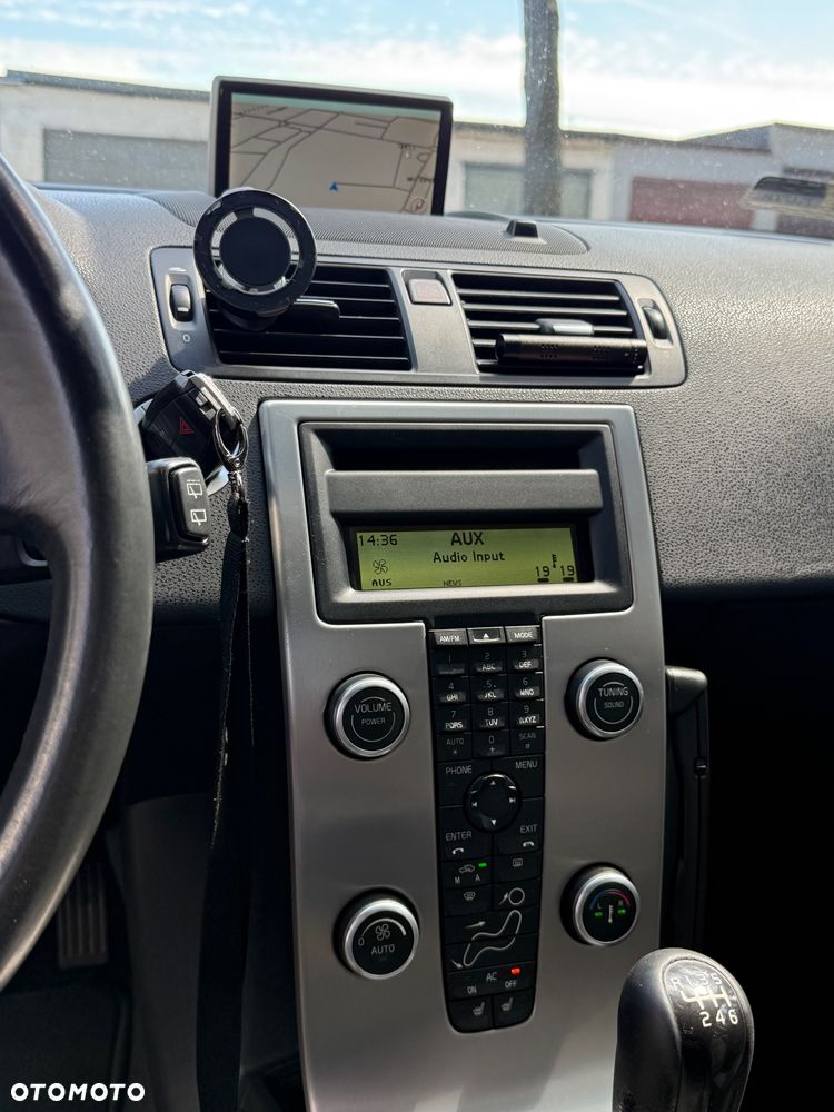 Volvo V50 2.0D Momentum - 12