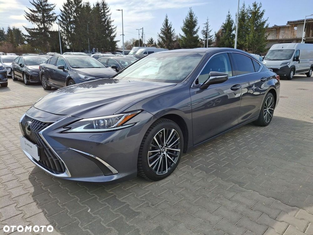 Lexus ES 300h Business Edition - 21
