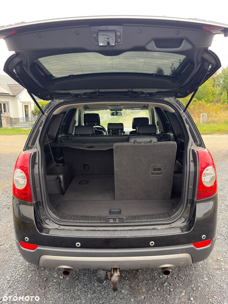 Chevrolet Captiva 2.4 2WD 7 Sitzer LS - 12
