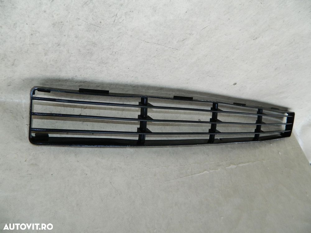 Grila intre proiectoare, Ford Focus, 98-01, 98AB-A0180A58-AEW - 7