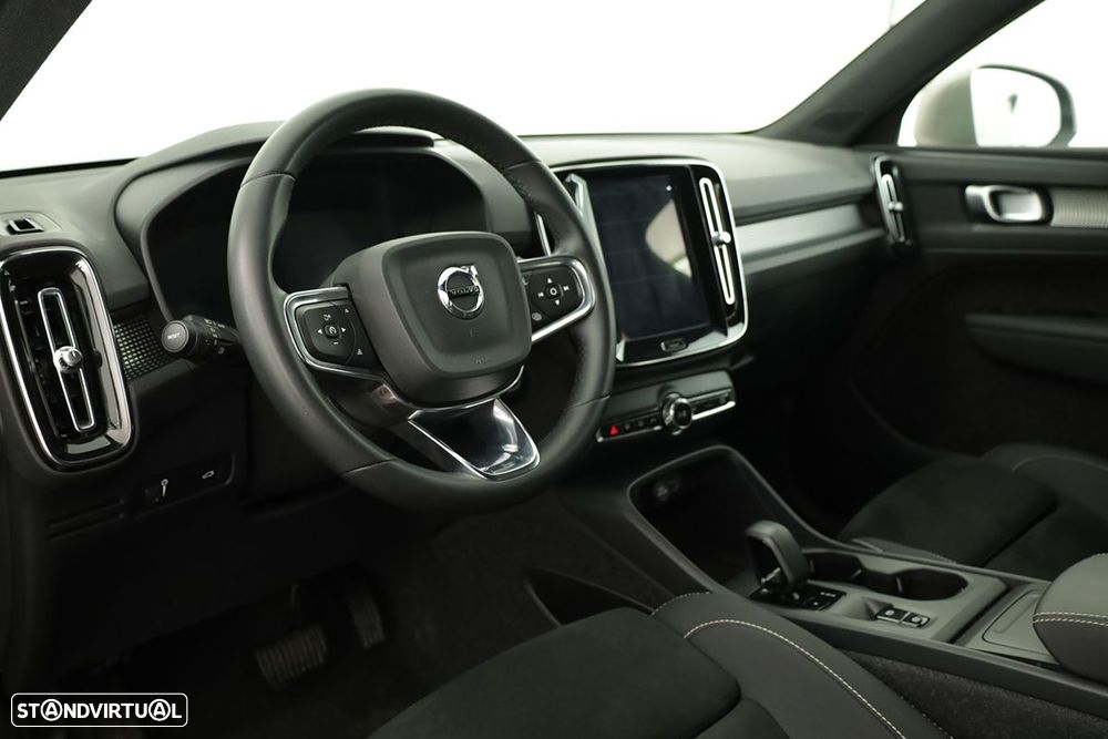 Volvo XC 40 1.5 T2 Plus Dark Auto - 7