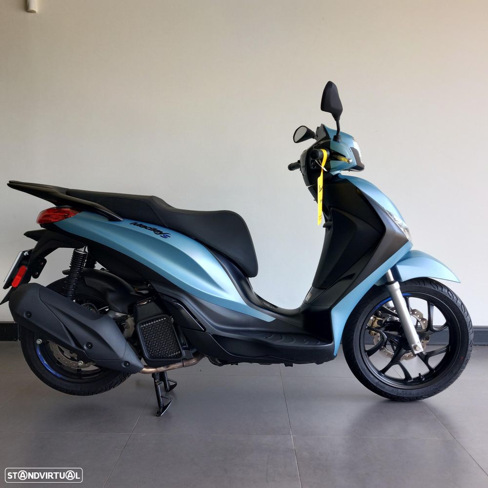 Piaggio Medley - 1