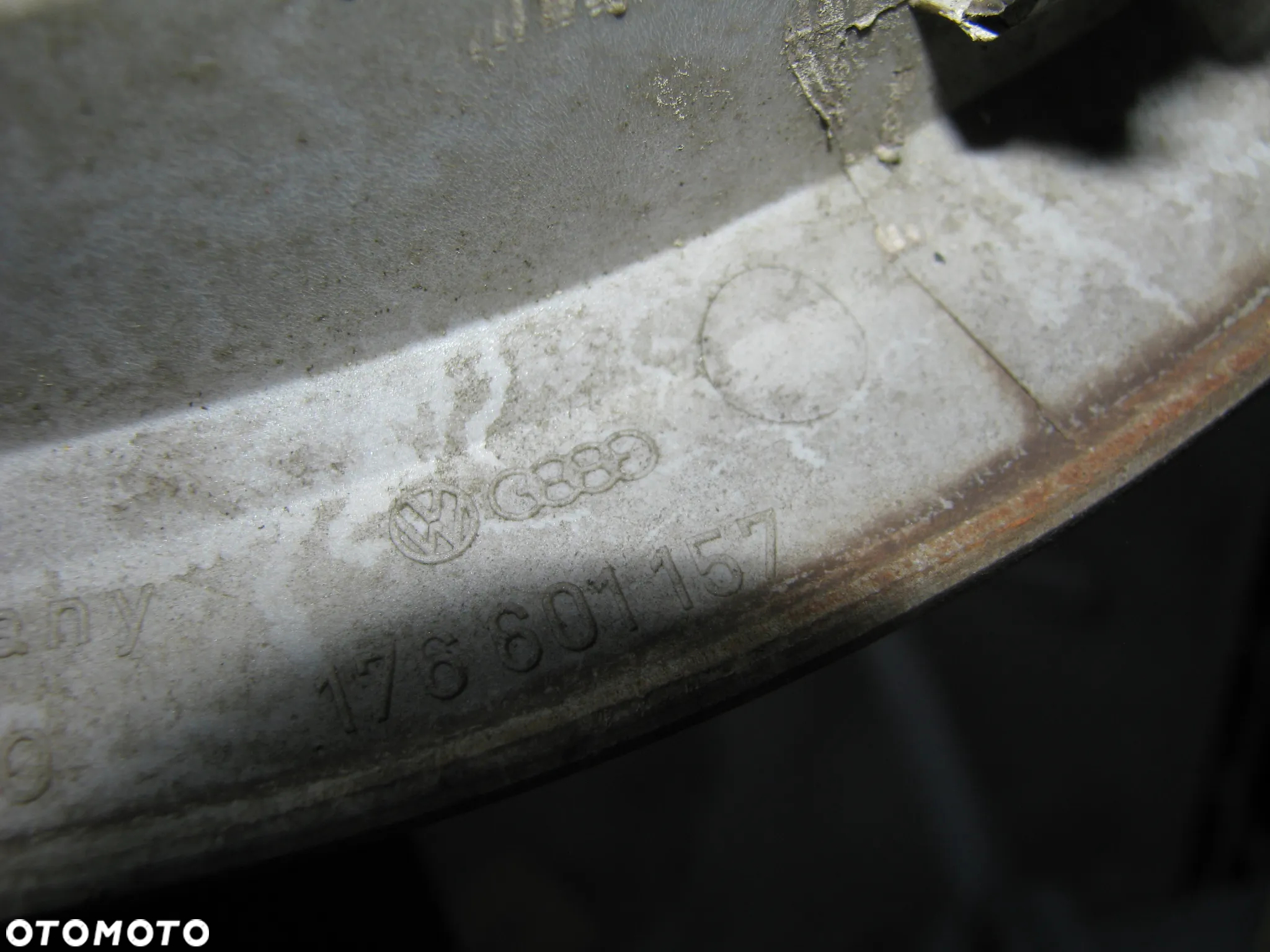 KOŁPAK OBRĘCZ KOŁA VOLKSWAGEN GOLF II KOMPLET R14 176601157 - 7