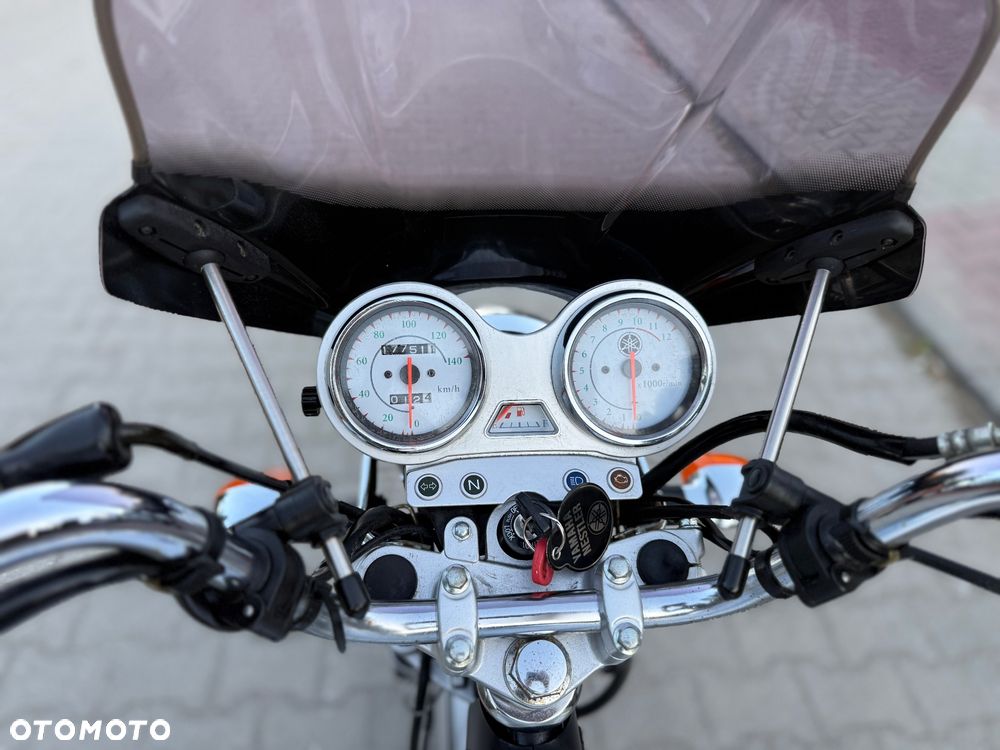 Yamaha YBR - 31