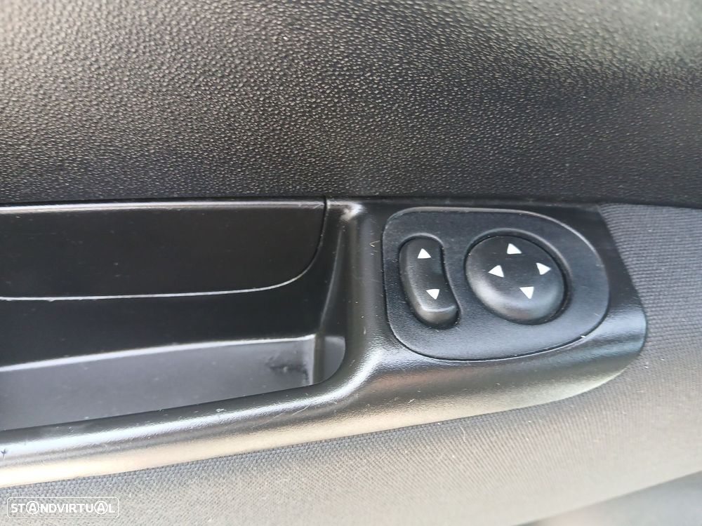 Fiat 500C 1.0 Hybrid - 21