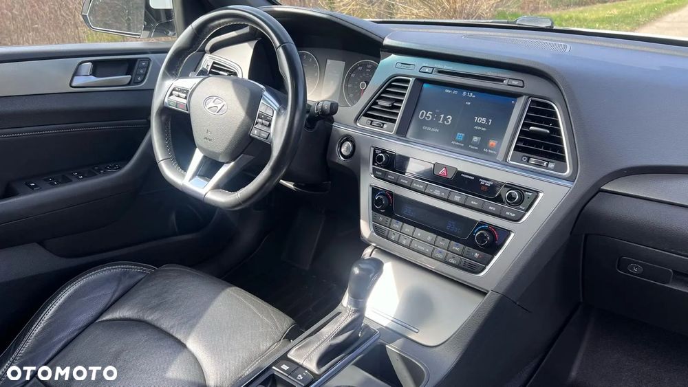 Hyundai Sonata - 9