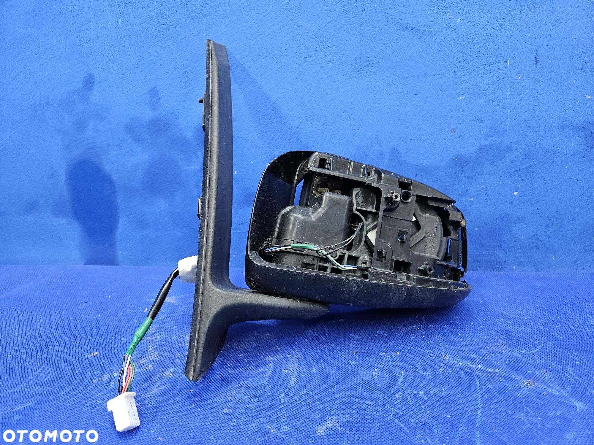 LUSTERKO lewe zewnętrzne Mitsubishi I-Miev C-Zero ION 7 PIN Europa oem - 1
