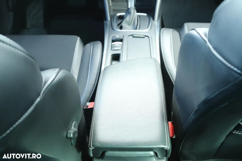 Renault Megane BLUE dCi 115 EDC Techno - 17