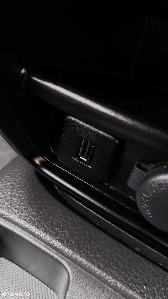 Suzuki SX4 1.6 Premium - 33